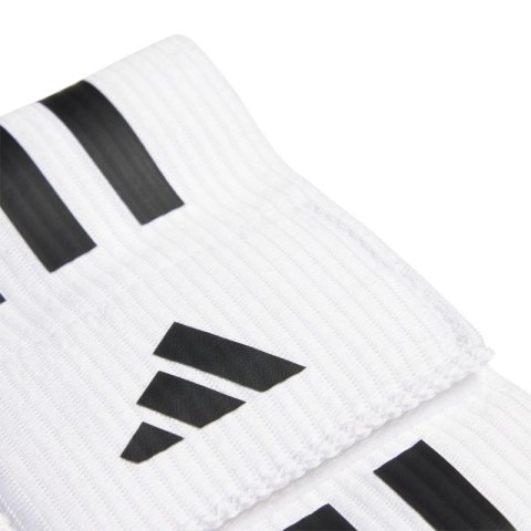 Opaska kapitańska adidas Real Madryt IY2876 OSFM Opaska kapitańska adidas Real Madryt IY2876 OSFM