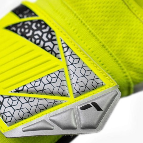 Rękawice bramkarskie Reusch Attrakt Grip M 5570815 2014 10 Rękawice bramkarskie Reusch Attrakt Grip M 5570815 2014 10