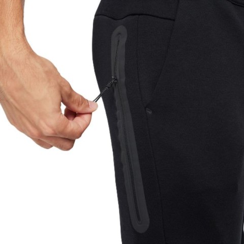 Spodnie Nike Techfit Fleece Jogger M HV0959-010 L (183cm) Spodnie Nike Techfit Fleece Jogger M HV0959-010 L (183cm)