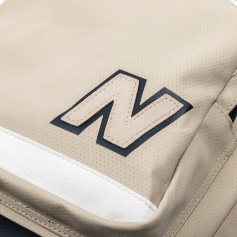 Plecak New Balance Legacy Backpack LAB23104SOT uniwersalny Plecak New Balance Legacy Backpack LAB23104SOT uniwersalny