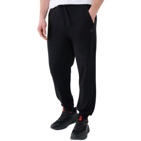 Spodnie 4F Cas M1139 M 4FWMM00TTROM1139 20S XXL Spodnie 4F Cas M1139 M 4FWMM00TTROM1139 20S XXL