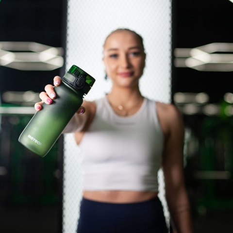 Bidon sportowy Meteor 650 ml ciemnozielony uniw Bidon sportowy Meteor 650 ml ciemnozielony uniw